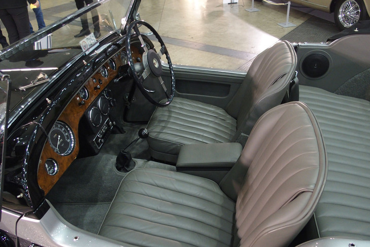 アルヴィス4.3リッター ヴァンデンプラ ツアラー（コンティニュエーションモデル）