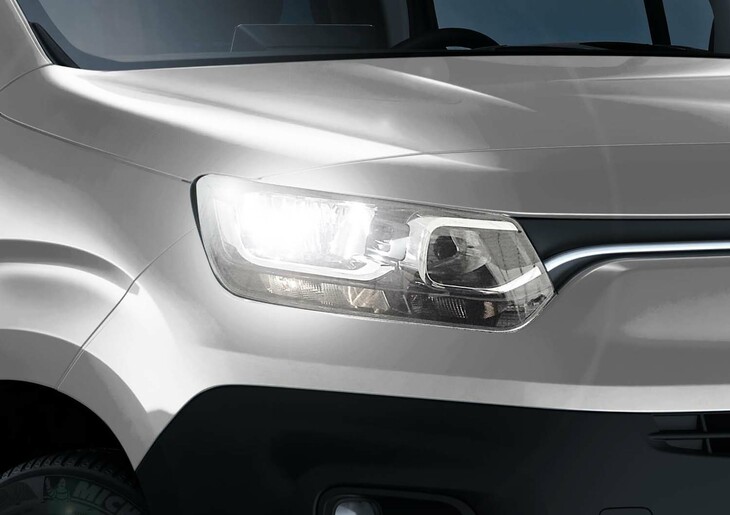 LEDヘッドランプ