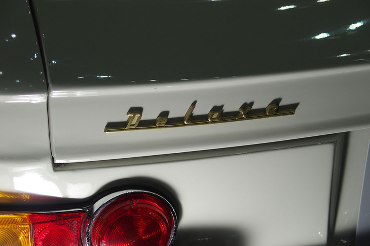 ダットサン・ブルーバード1200デラックス（1964年）