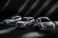 写真左から「アウトランダー ブラックエディション」「RVRブラックエディション」「エクリプス クロス ブラックエディション」。