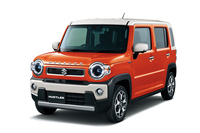 2024年5月24日に一部仕様変更が行われた「ハスラー ハイブリッドX」。写真の「バーミリオンオレンジ ソフトベージュ2トーン」が外板色として新設定された。