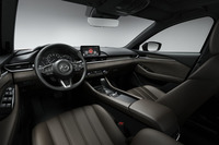 【LAショー2017】マツダがマイナーチェンジ版「アテンザ」を世界初公開の画像