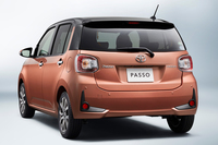 
	「パッソ モーダ“Gパッケージ”」のリアビュー。
	