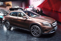 「メルセデス・ベンツGLAクラス」