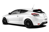 高級＆快適志向の「ルノー・メガーヌRS」発売の画像