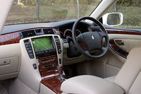 トヨタ・クラウン3.0ロイヤルサルーンG（FR/6AT）【ブリーフテスト】の画像