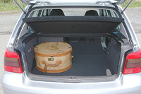 フォルクスワーゲン・ゴルフR32 4ドア（6MT）【ブリーフテスト】の画像