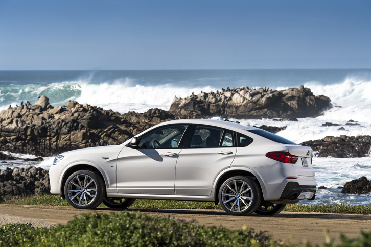 「BMW X4 M40i」は、2016年1月のデトロイトモーターショーでデビュー。同年2月には、日本市場でもデリバリーが開始された。