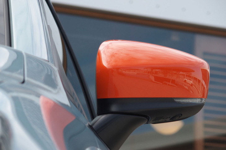 マツダ2 15 BD ROOKIE DRIVE架装車（ドアミラー）