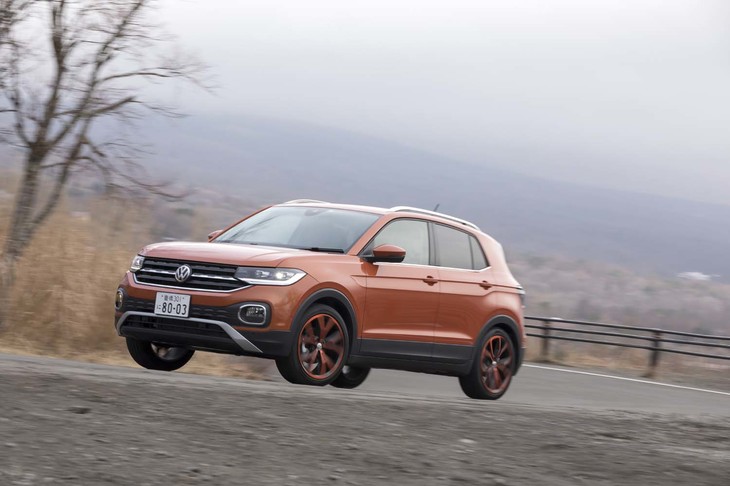 フォルクスワーゲンTクロスTSI 1stプラス