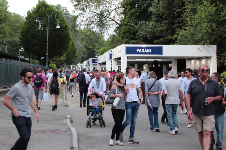 これ以下3点は2019年にトリノで開催されたパルコ・ヴァレンティーノモーターショーで。公園内に設営された同じデザインのスタンドに各社が数台を展示する形式だった。