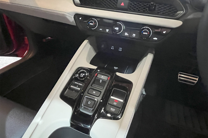 ホンダ・プレリュード（センターコンソール）