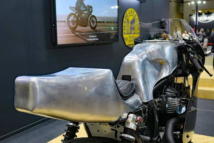 ロイヤルエンフィールド-改