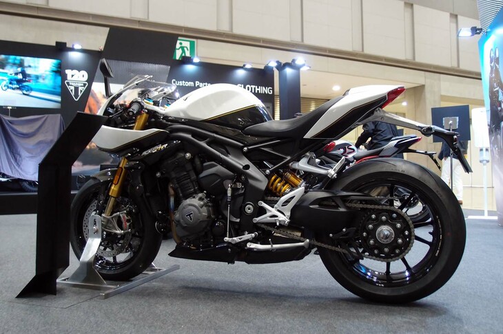 トライアンフ・スピードトリプル1200RR