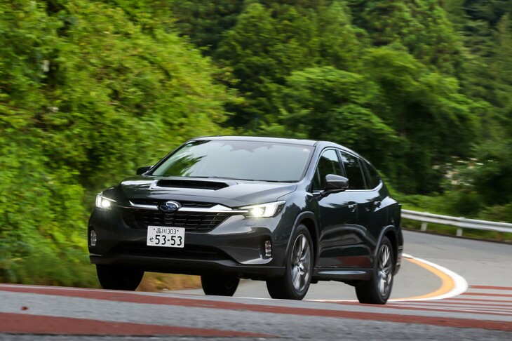 【スバル・レヴォーグ レイバック リミテッドEXのスペック】
	ボディーサイズ：全長×全幅×全高＝4770×1820×1570mm／ホイールベース：2670mm／車重：1610kg／駆動方式：4WD／エンジン：1.8リッター水平対向4 DOHC 16バルブ ターボ／トランスミッション：CVT／最高出力：177PS（130kW）/5200-5600rpm／最大トルク：300N・m（30.6kgf・m）/1600-3600rpm／タイヤ：（前）225/55R18 98V M＋S／（後）225/55R18 98V M＋S（ファルケン・ジークスZE001A A/S）／燃費：13.6km/リッター（WLTCモード）／価格：399万3000円
	
	【取材時の燃費データ】
	テスト距離：220.9km（市街地1：高速道路7：山岳路2）／使用燃料：24.1リッター（レギュラーガソリン）／参考燃費：9.2km/リッター（車載燃費計計測値）／9.4km/リッター（車載燃費計計測値）