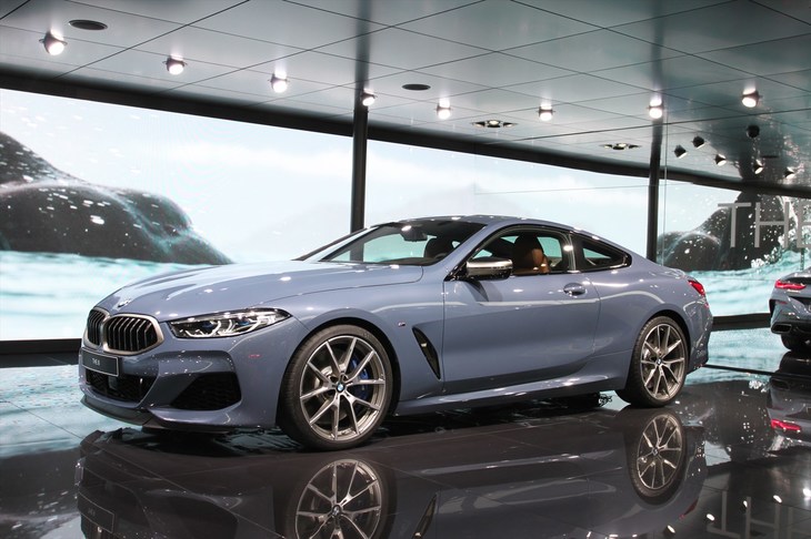 BMW 8シリーズ