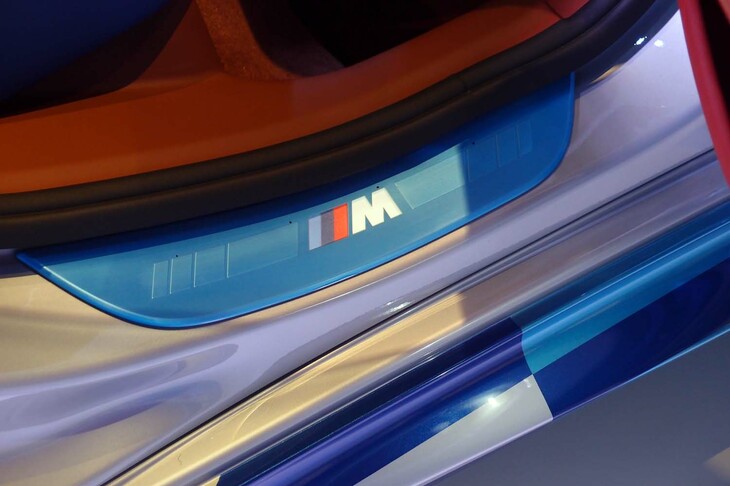 THE 8 X JEFF KOONS（サイドシル）