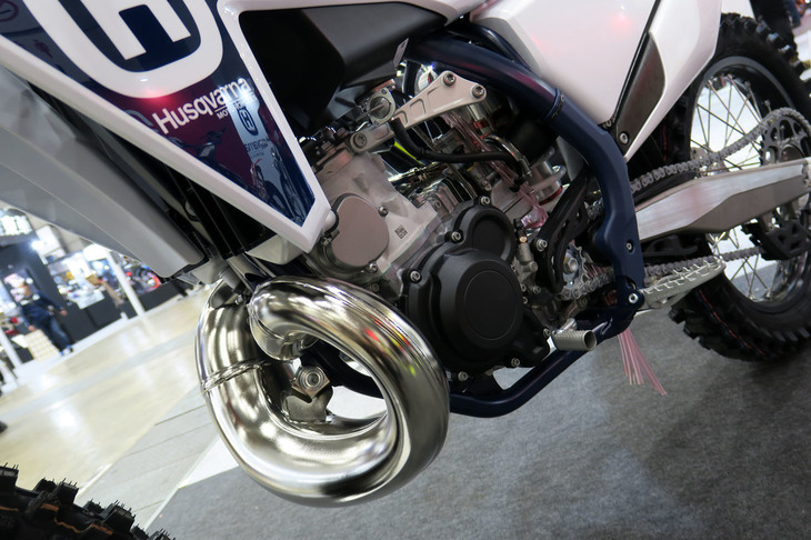 ハスクバーナTC250（WP PRO COMPONENTS装着車）