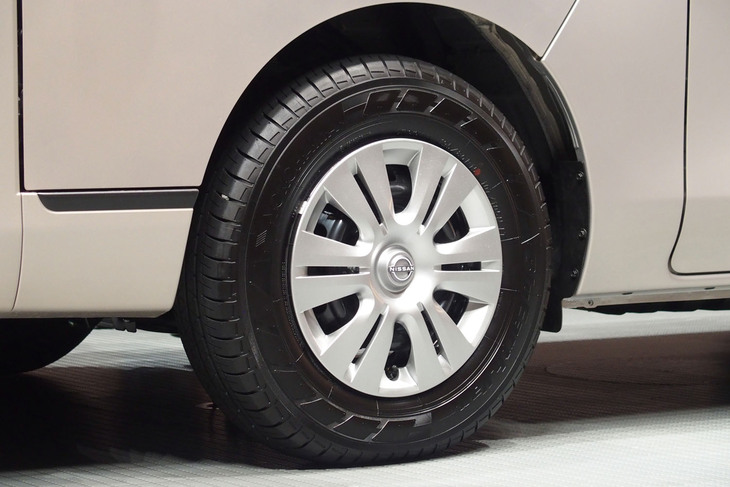 キャラバン50thアニバーサリー（フロントホイール）