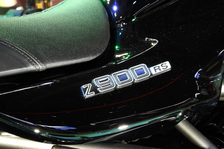 カワサキZ900RSカフェ