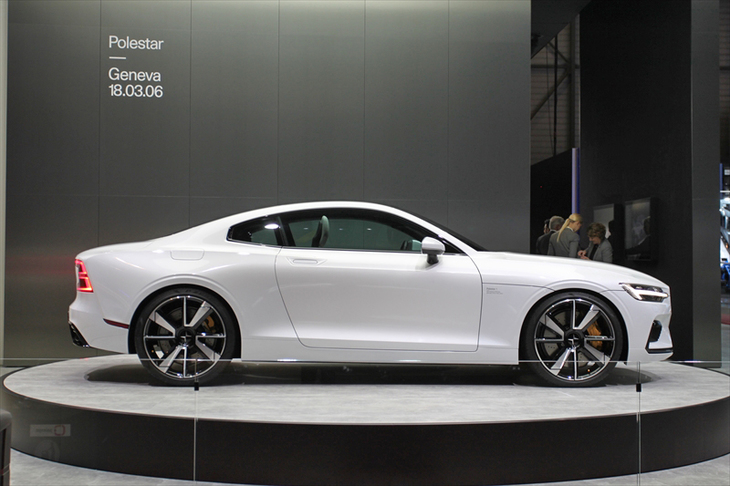 ポールスター1（エクステリア）