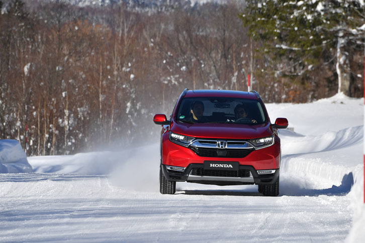 新型「CR-V」はすでに2017年秋の東京モーターショーで日本国内でのお披露目を済ませている。国内での発売は「2018年中」とアナウンスされている。