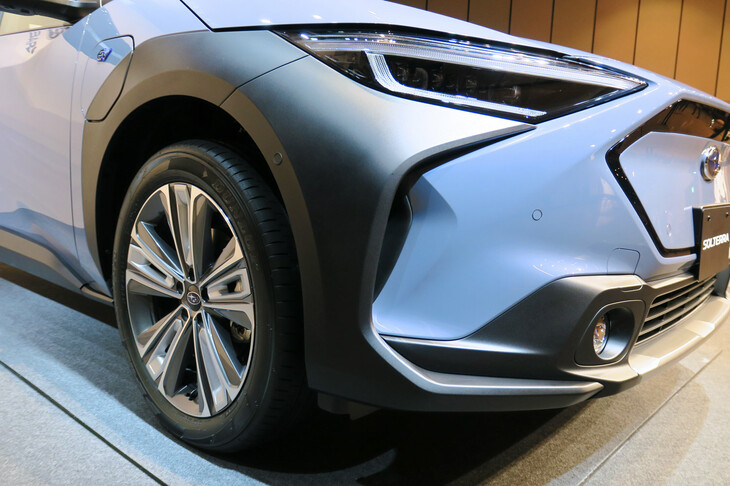 スバル・ソルテラ（クラッディング）