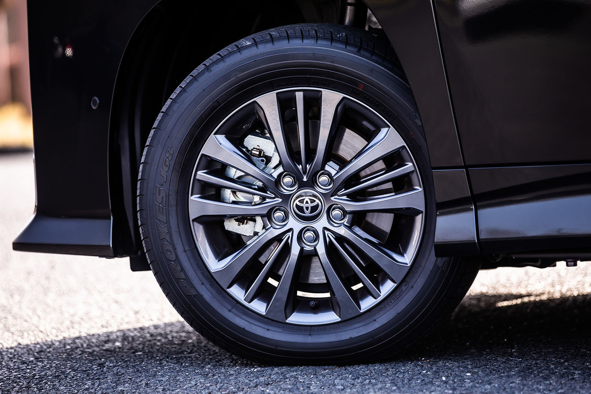 トヨタ ヴォクシー 純正アルミホイールタイヤ4本セット