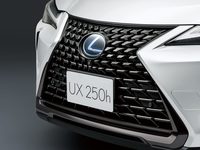 「レクサスUX」の特別仕様車“アーバンエレガンス”発売の画像