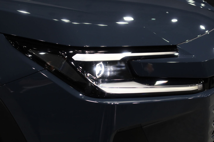 トヨタRAV4コア（ヘッドランプ）