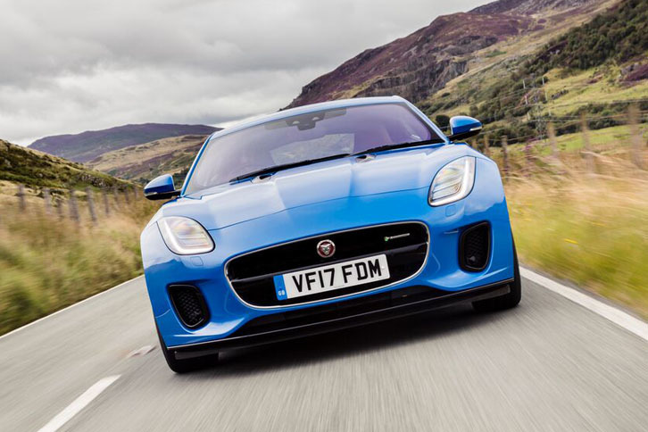 「ジャガーFタイプ クーペ」（2018年モデル）