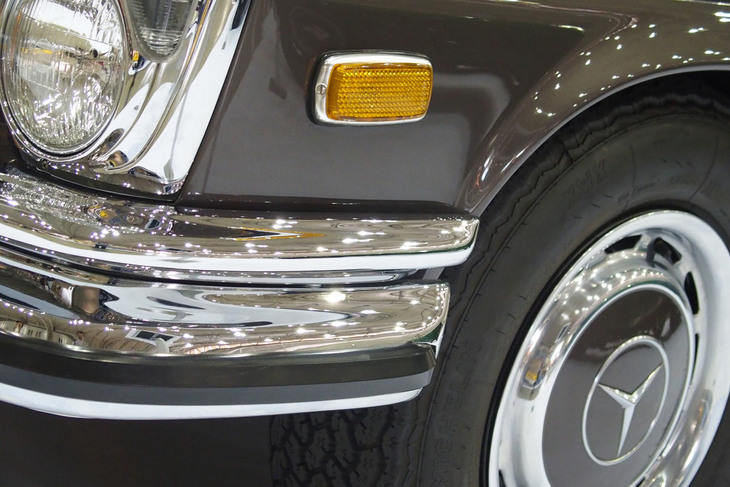 メルセデス・ベンツ280E 3.5 カブリオレ（1971年）／ガレーヂ伊太利屋