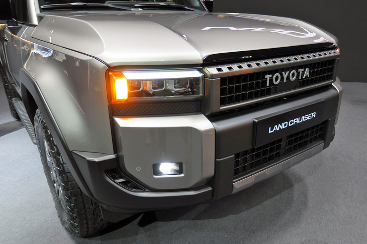 トヨタ・ランドクルーザー“250”（フロントマスク）