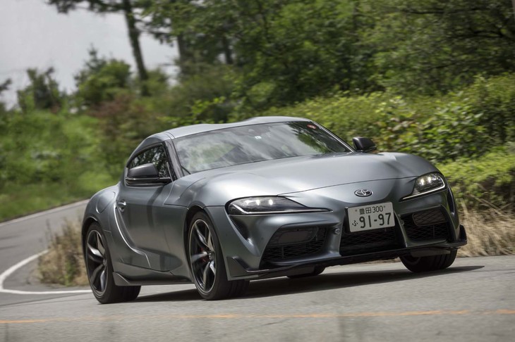 テスト車のボディーカラーは2019年の国内割り当てが24台のみという「マットストームグレーメタリック」。次回販売時期は未定とされている。