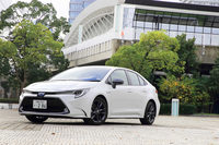 1966年に誕生した初代から数えて12代目となる新型「トヨタ・カローラ」。国内販売は2019年9月にスタートした。