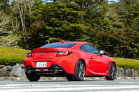 この試乗車のボディーカラーは「イグニッションレッド」。5万5000円で選べるオプションだ。