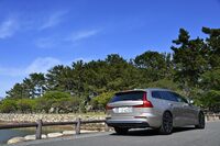 ボルボV60アルティメットB4