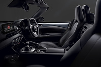 「ロードスター」のインテリア。