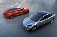 テスラのモデルの中で最も廉価な「モデル3」。価格は3万5000米ドル（約400万円）からを予定。2017年の終盤に生産が始まる。