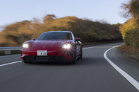 ポルシェ・タイカンGTS（前編）の画像