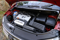 【スペック】ハイライン：全長×全幅×全高＝4420×1795×1660mm／ホイールベース＝2675mm／車重＝1630kg／駆動方式＝FF／1.4リッター直4DOHC16バルブインタークーラー付きターボ＋スーパーチャージャー(170ps/5600rpm、24.5kgm/1500-4000rpm)／価格＝325万円（テスト車＝352万9610円／MMS＝25万2000円／ETC＝2万7610円） 