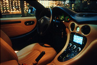 マゼラーティ・クーペ“カンビオコルサ”（6MT）【試乗記】の画像