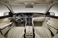 新型メルセデス・ベンツ「Eクラスワゴン」がフォトデビューの画像