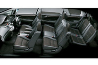 
	アブソルートのインテリアは、ブラック基調。
	 