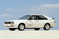 「アウディ・クワトロ」（1980年）。2.1リッター直5ターボを積む4WD車で、ラリーシーンの活躍でも知られる。