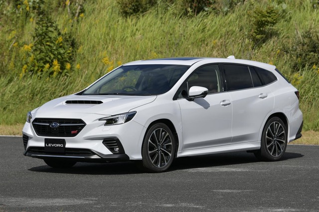 スバルレヴォーグSTIスポーツ(VMG)純正スプリング 走行距離9,000km スバルレヴォーグSTIスポーツ(VMG)純正スプリング 走行距離9,000
