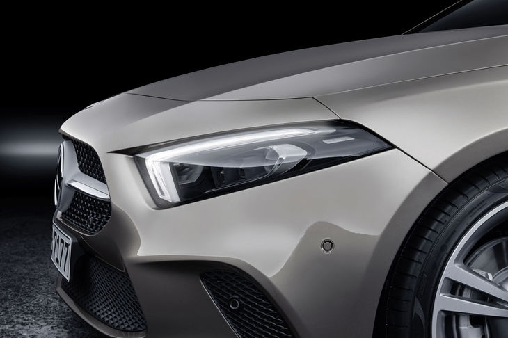 メルセデス・ベンツAクラス セダン（エクステリア）