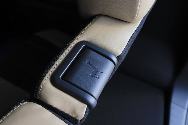 三菱eKクロスT（ラゲッジスペース）