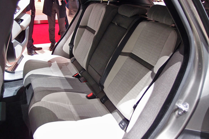 ランドローバー・レンジローバー ヴェラール