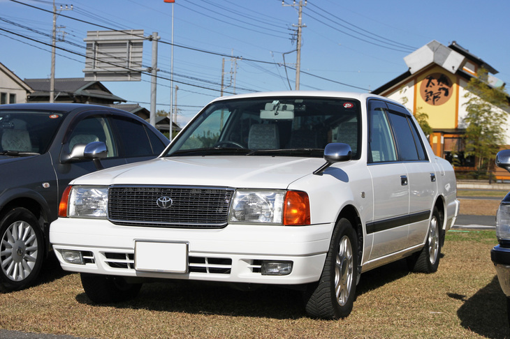 本来はタクシーおよび教習車向けの「トヨタ・コンフォート」のオーナーカー。レースのシートカバーは必須アイテムのようだ。